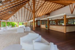 Iru Beach Bar