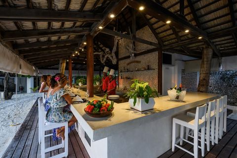Diamonds Thudufushi