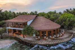 Raiyvilla Bar