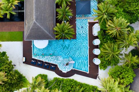 W Maldives