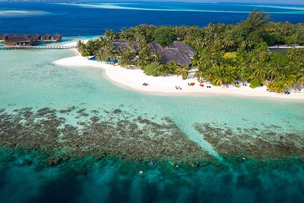 Vilamendhoo Island Resort and Spa