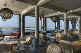 Laguna Bar