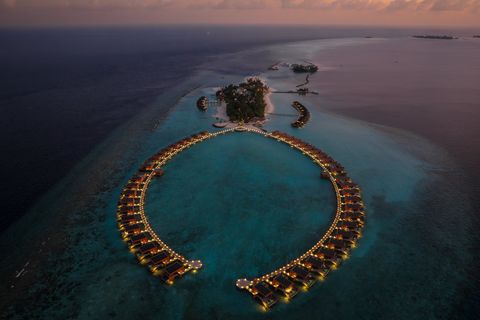 Veligandu Island Resort & Spa