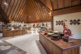 VAKARU BUFFET RESTAURANT
