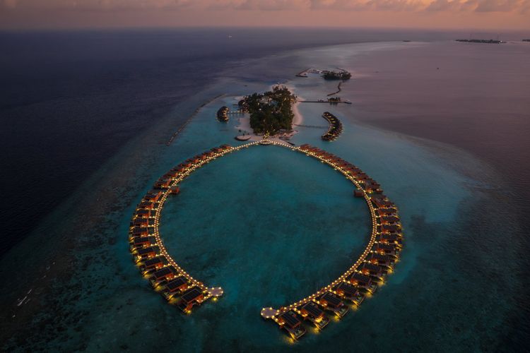 Veligandu Island Resort & Spa