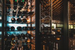 Meeru Bar & Grill