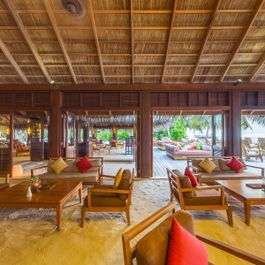 UTHURU BAR