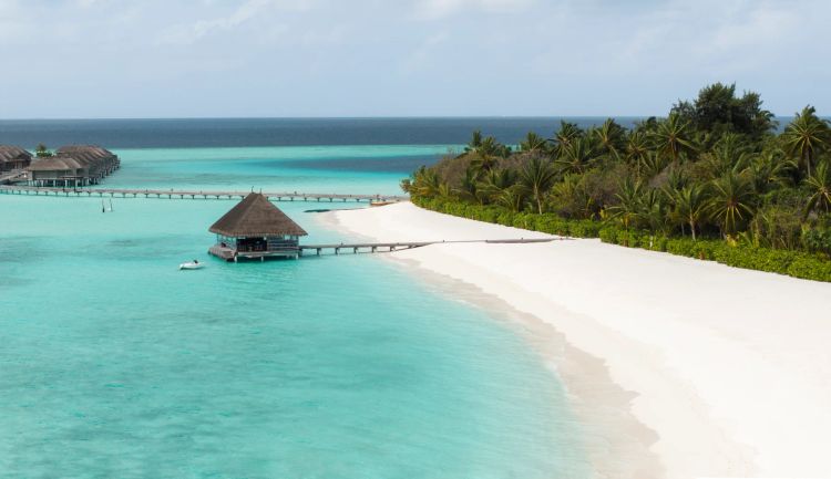 Constance Moofushi