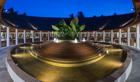 Meeru Island Resort & Spa