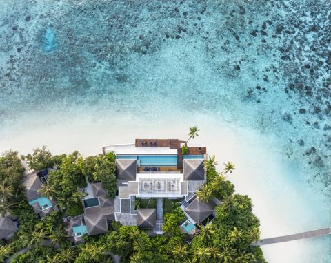 Halcyon Private Isles Maldives