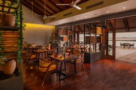 GRILL BAR