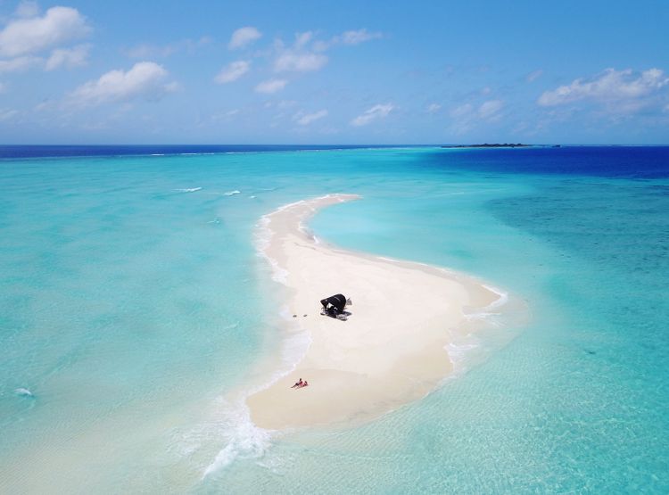 Hurawalhi Island Resort
