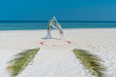 Weddings & Romance