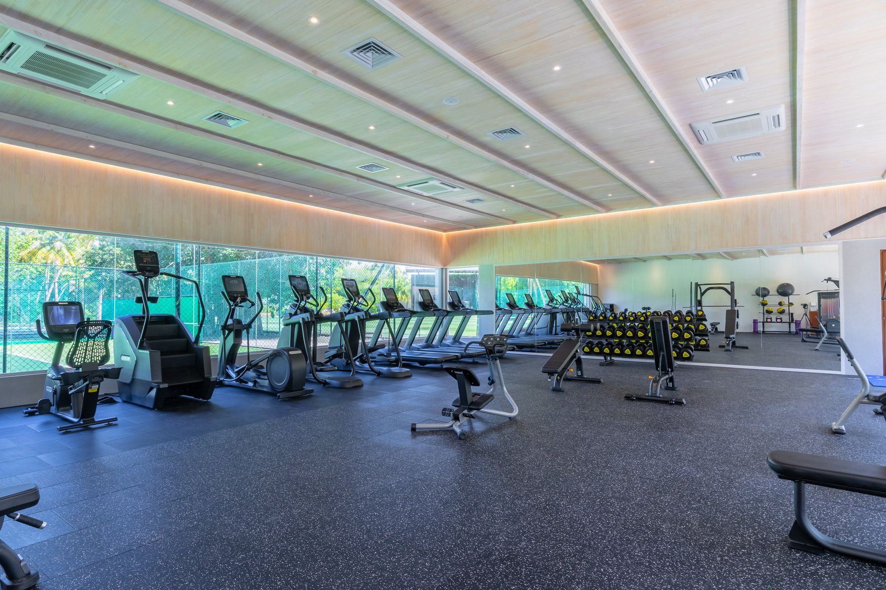 Sports & Fitness