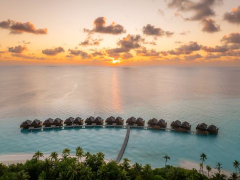 Veligandu Island Resort & Spa