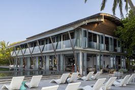 Laguna Bar