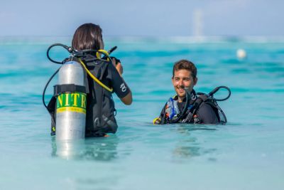 DIVING & WATERSPORTS