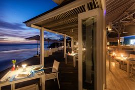 Sunset Pool Café