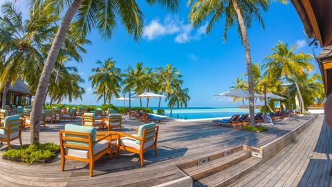 Vilamendhoo Island Resort and Spa