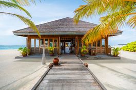 Meeru Island Resort & Spa