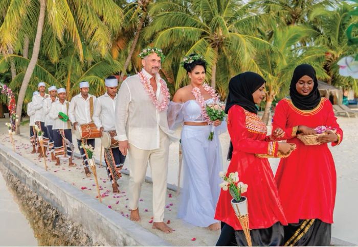 Romance & Honeymoons