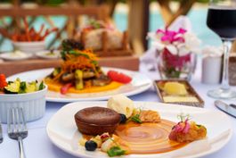 DHIYAVARU BAR & RESTAURANT