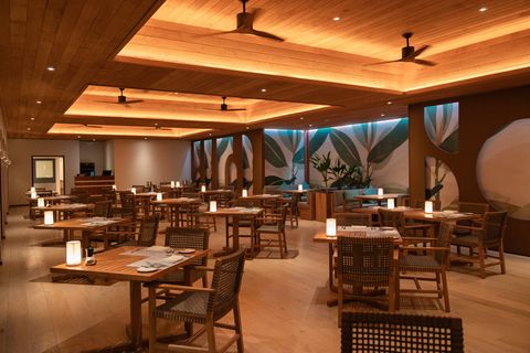 Meeru Island Resort & Spa