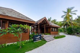 Veligandu Island Resort & Spa