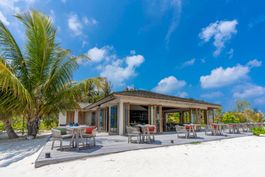 KE-UN RESTAURANT & BAR