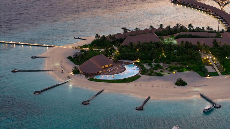 Cinnamon Velifushi Maldives