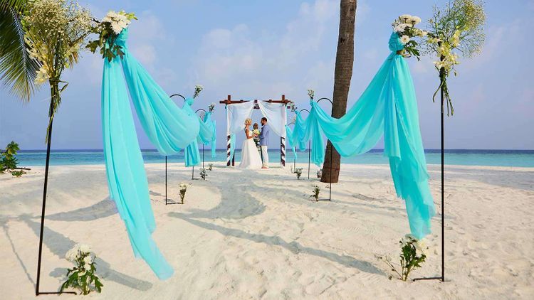 Hurawalhi Island Resort