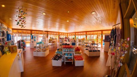 Vilamendhoo Island Resort and Spa