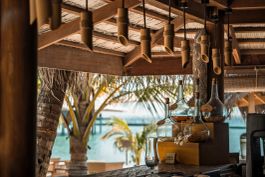 Totem Bar