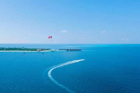 Westin Maldives Miriandhoo Resort