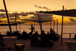 Chill Bar