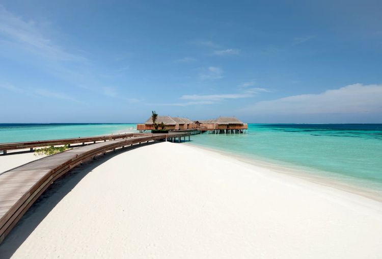 Constance Moofushi