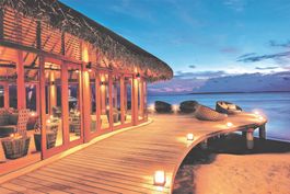 Meeru Bar & Grill