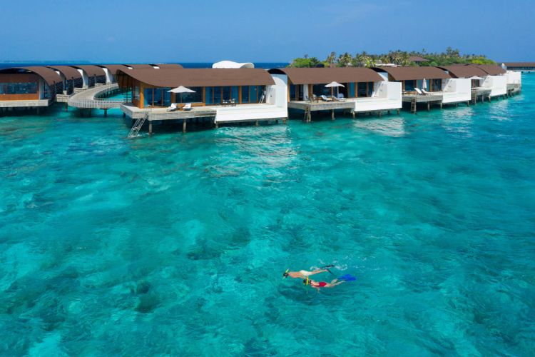 Westin Maldives Miriandhoo Resort