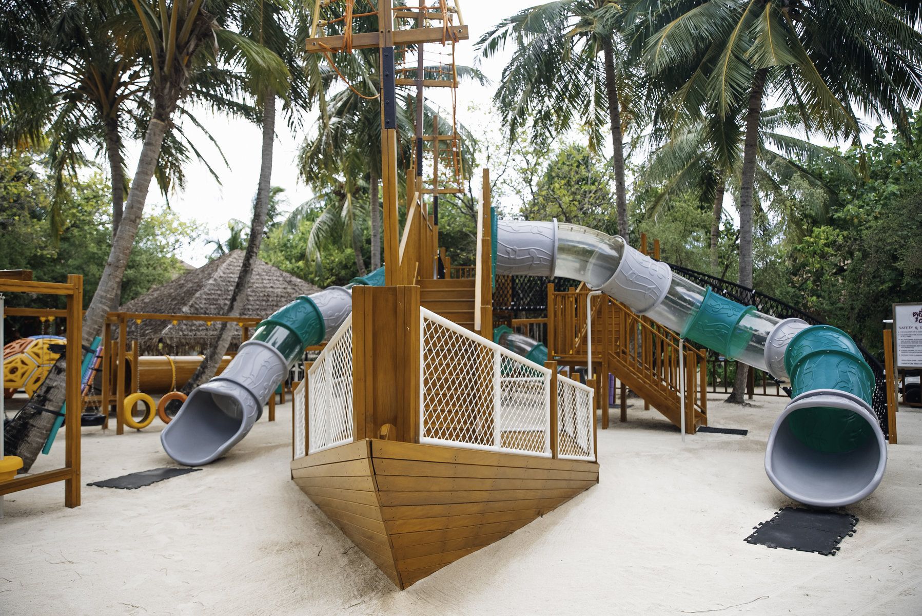 Lil’ Pirates Bay Playground