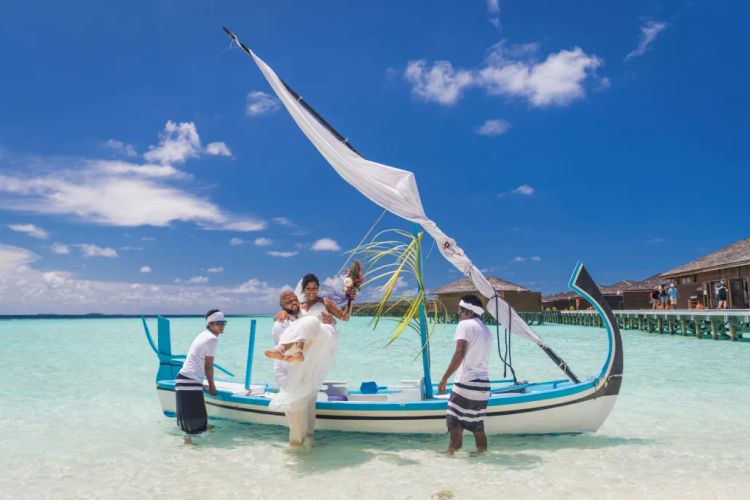 Vilamendhoo Island Resort and Spa