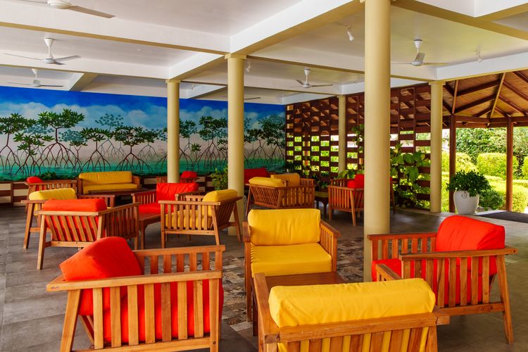 Reethi Faru Resort