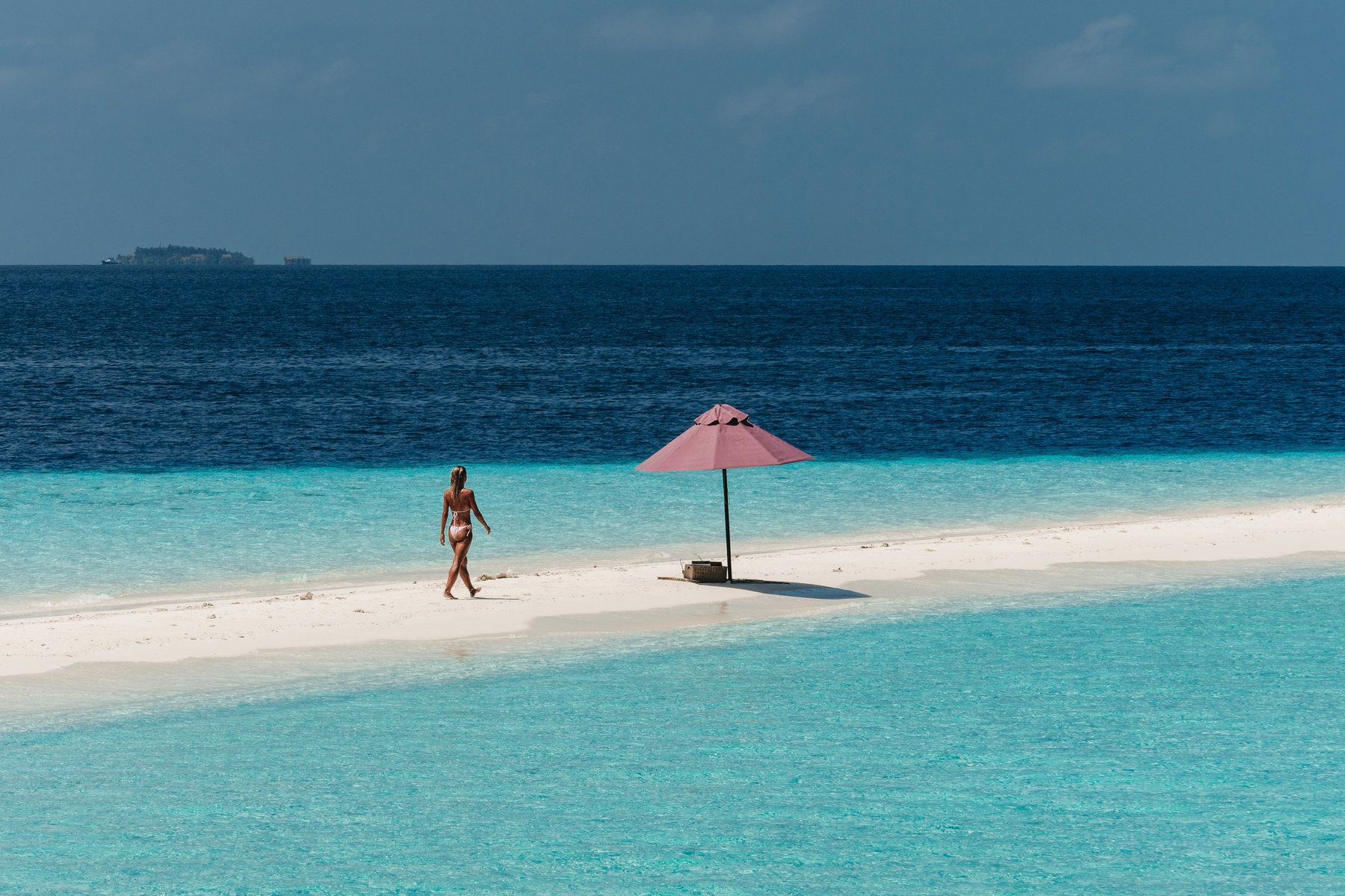 Sandbank Picnic for Couples and Groups