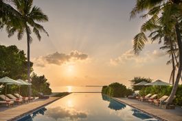 Mint ADULT-ONLY POOL BAR