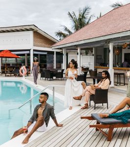 Vevu Bar and Lounge