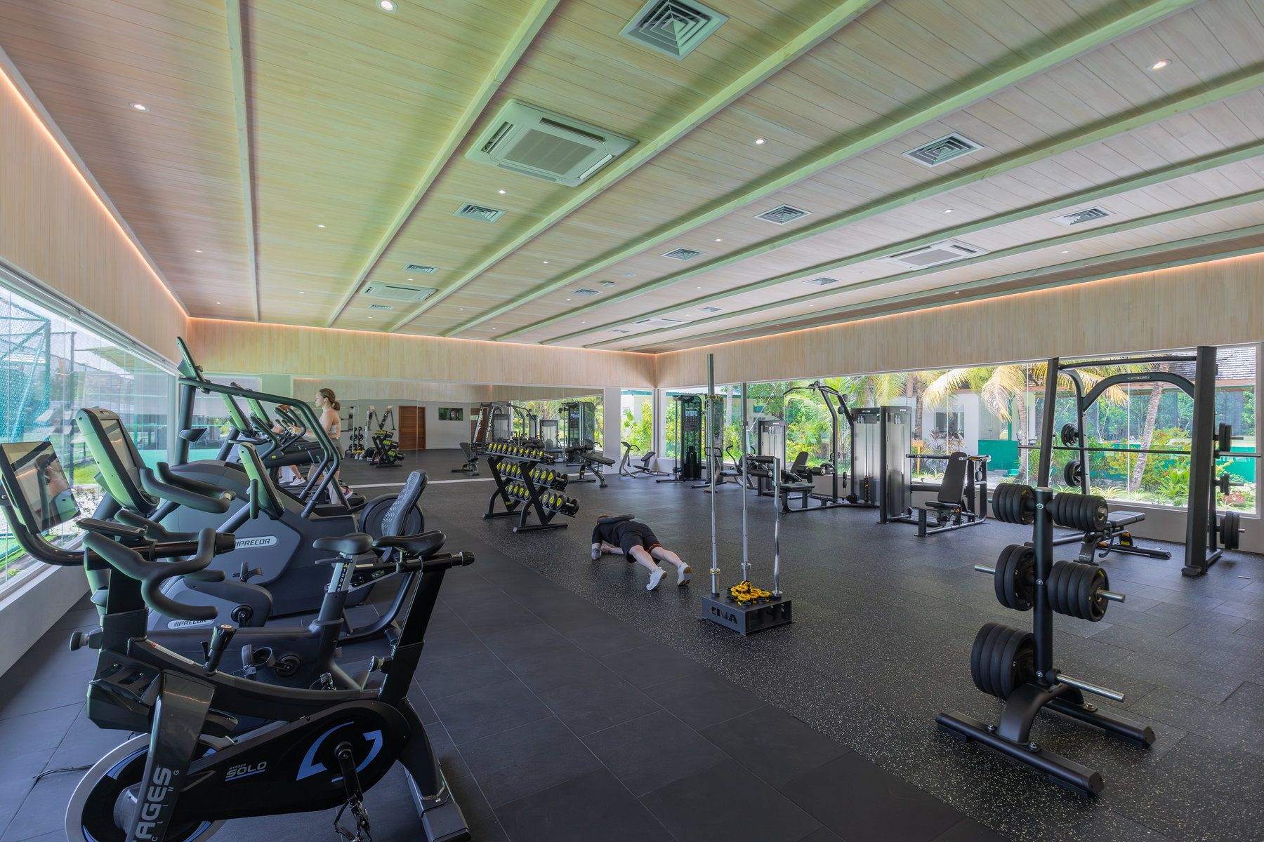 Sports & Fitness