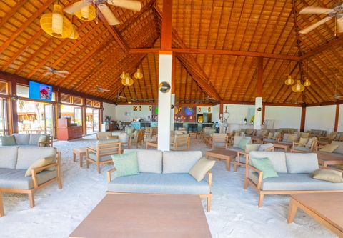 Vilamendhoo Island Resort and Spa