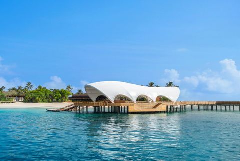Westin Maldives Miriandhoo Resort