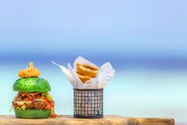 J.F.K. – JUNK FOOD KITCHEN