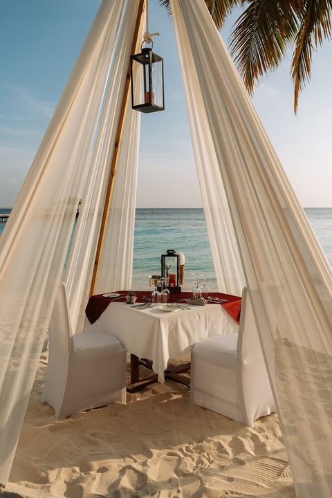 Royal Island Resort & Spa